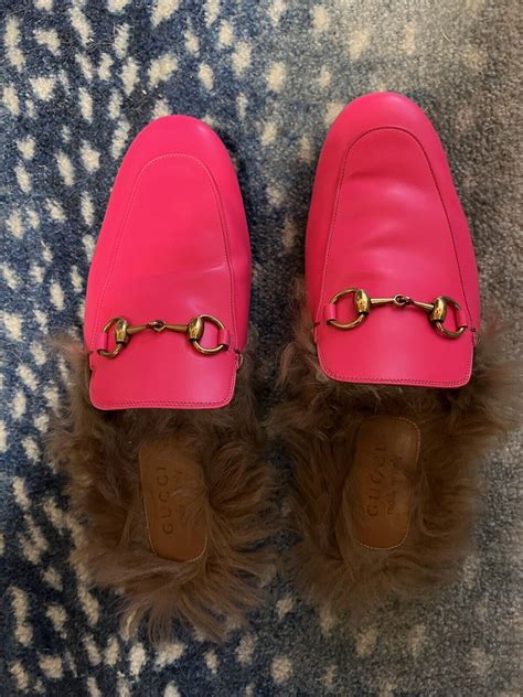 pink gucci princetown